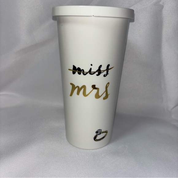Kate Spade New York Miss to Mrs White 20 oz Tumbler White and Gold - Picture 1 of 9